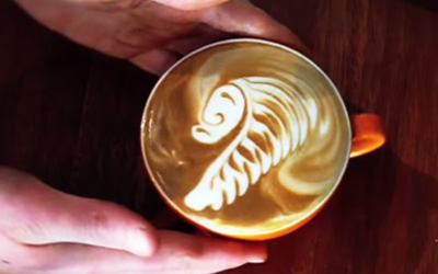 Indián fej és főnix latte art