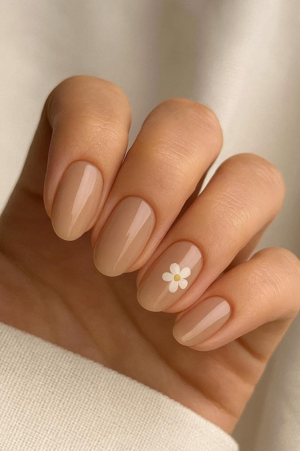 Tavaszi flat white körmök